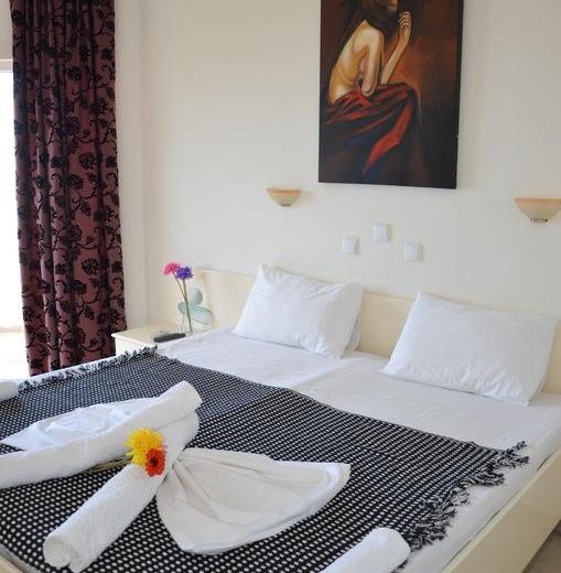 Saranda Hotel