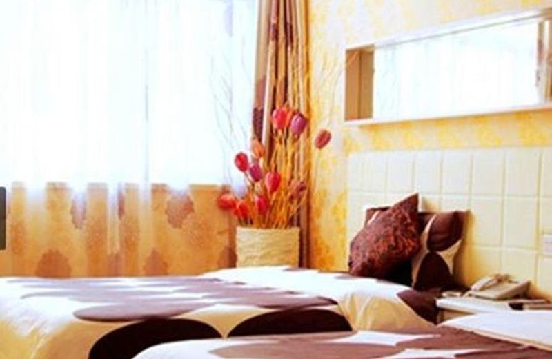 Qingdao Yijia 99 Hotel