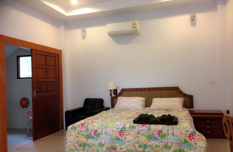 Damnoen Care Resort