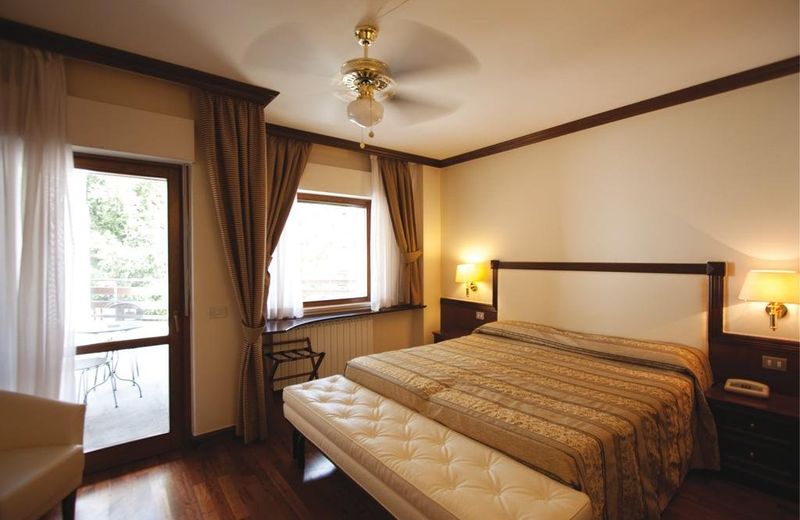 Hotel Corona