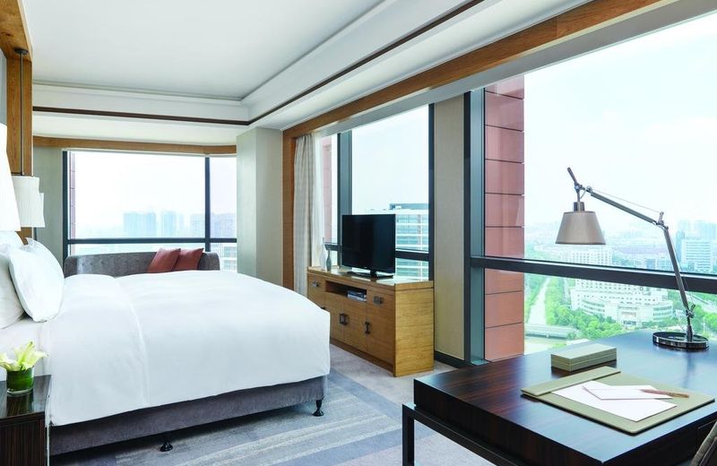 Pullman Haining