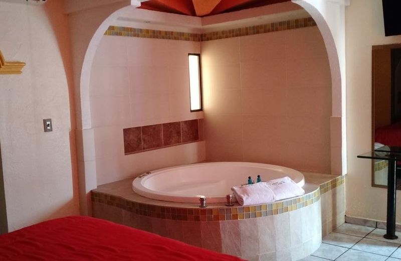Hotel & Suites Marbella