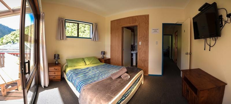 Te Hui House