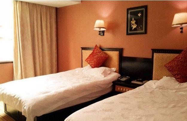 Lichuan Hong Cang Hotel