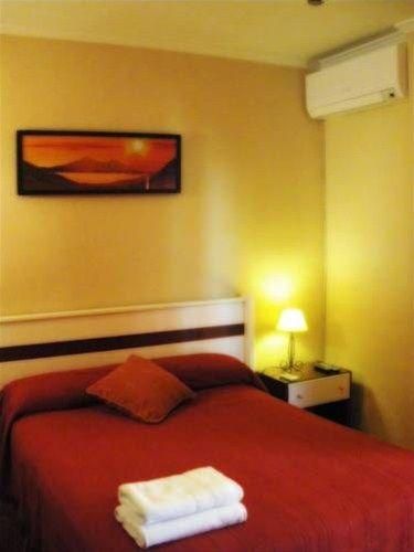 Alhambra Zoom Hostel