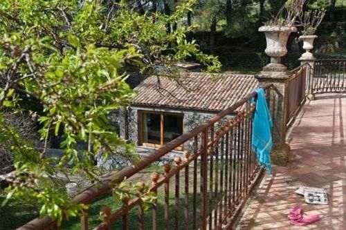 Monaci delle Terre Nere