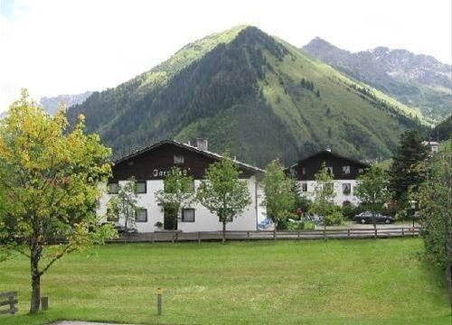 Outdoor Pictures 11