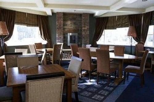 Premier Inn London Enfield