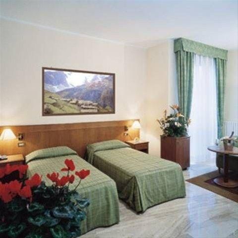 Hotel Clementi