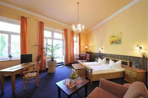 AHA HOTEL