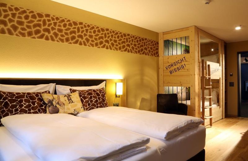 Hotel Cinema 8