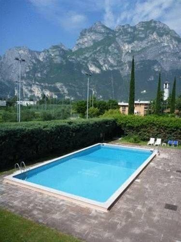 Outdoor Pictures 18