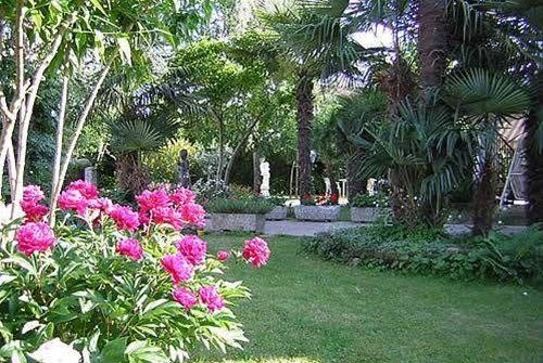 Outdoor Pictures 18