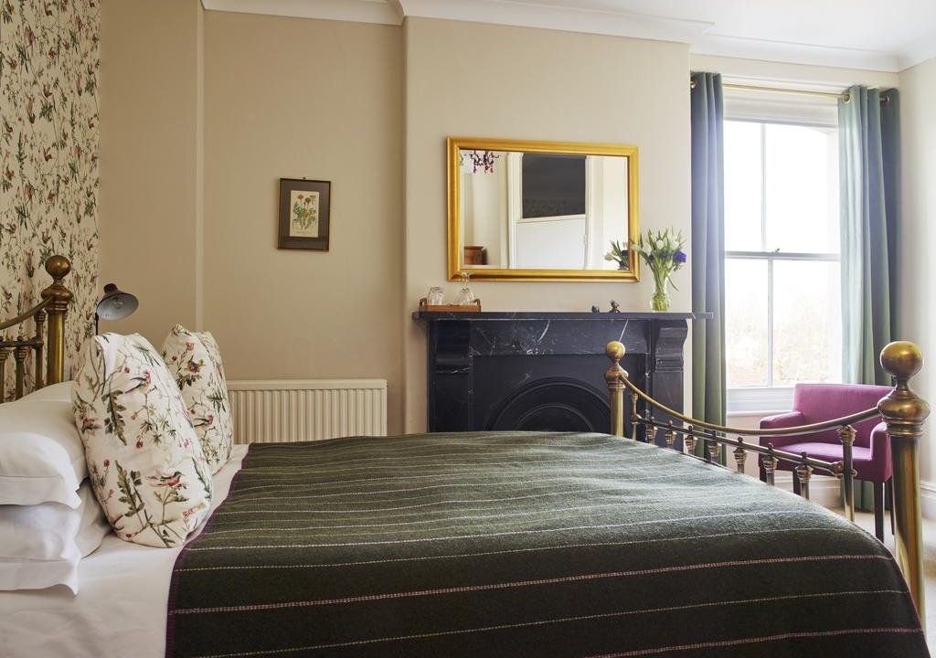 Swan Hill House