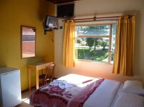 HOTEL CALIFORNIA