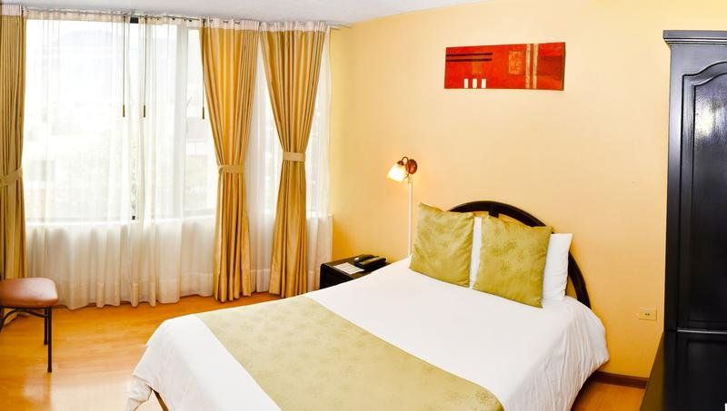 Hotel Montecarlo