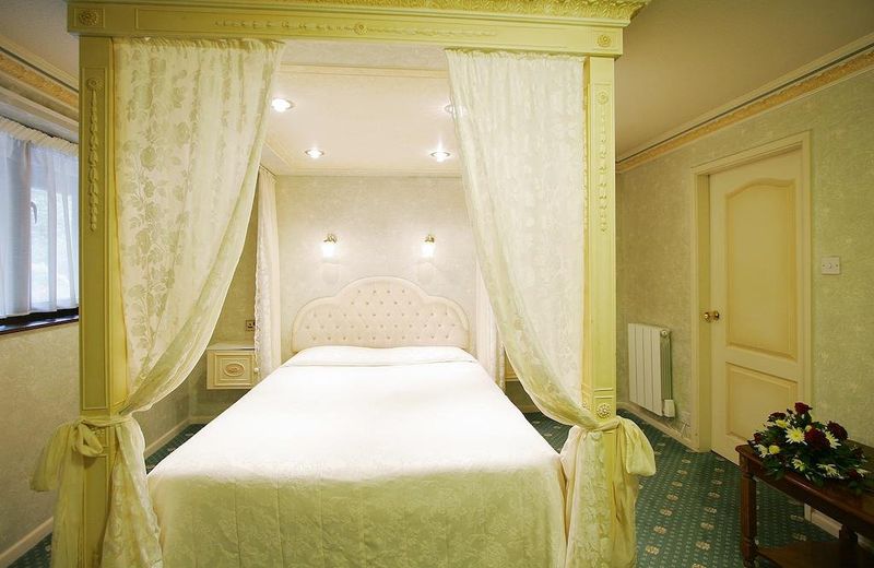 The Sandpiper Hotel