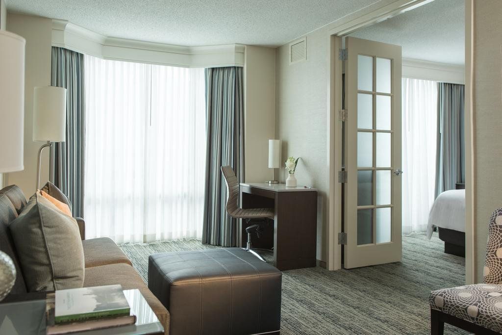 Chicago Marriott Suites Downers Grove