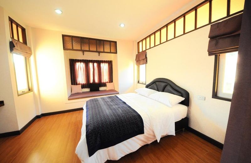 Maeklong Marina Resort