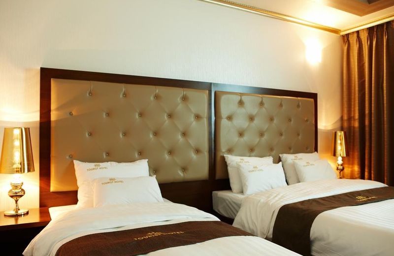 HS Tourist Hotel