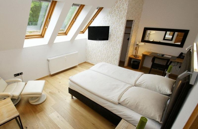 AKAZIENHOF LAND GAST HAUS