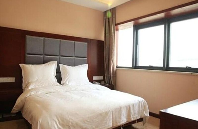 Longyuan Hotel