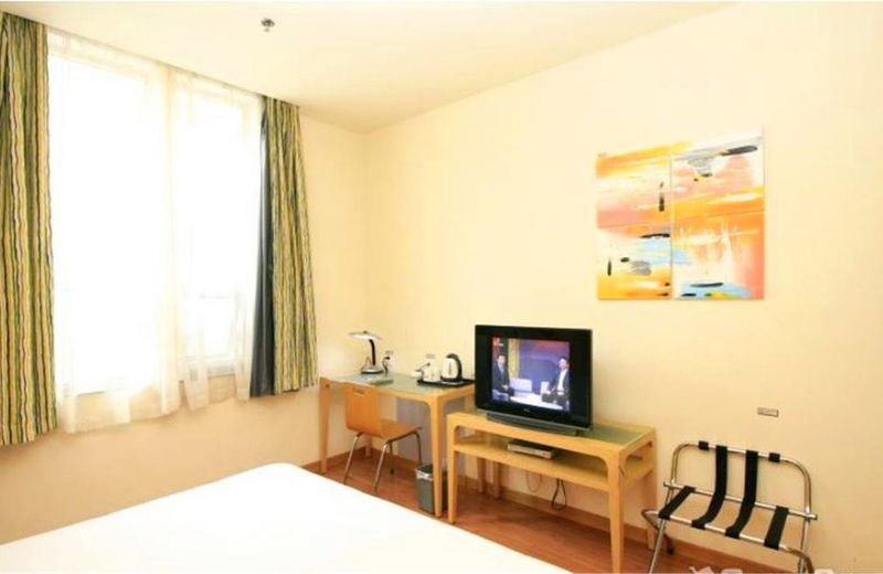Grace Inn (Rizhao Haiqu Road and RT-Mart Branch)