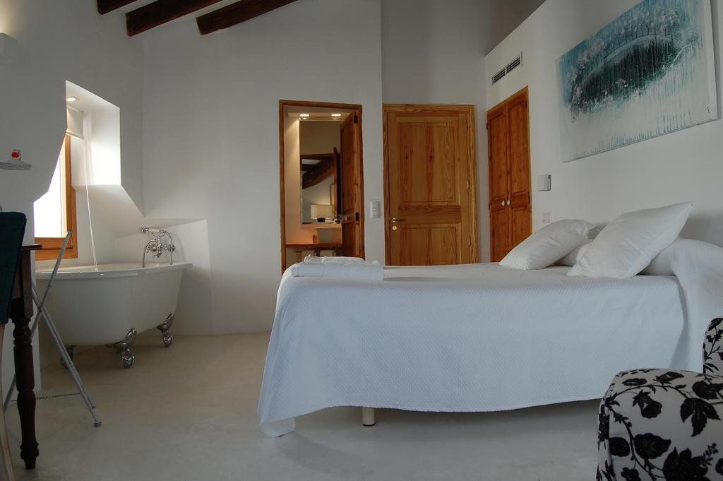 Petit Hotel Forn Nou