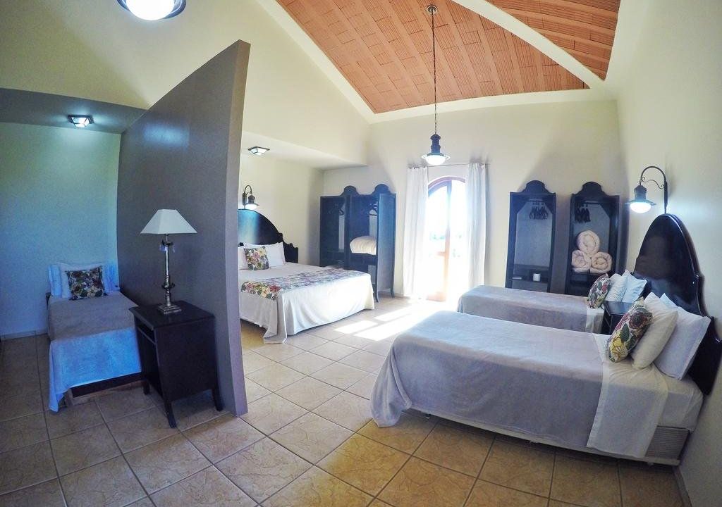 Tenonde Park Hotel