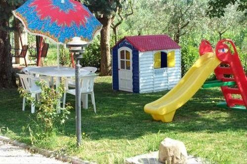 Outdoor Pictures 24