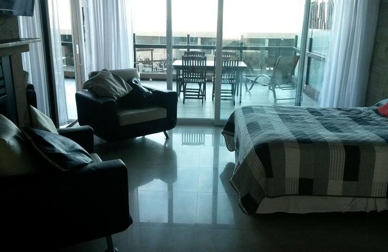 Linda Bay 522 y 506