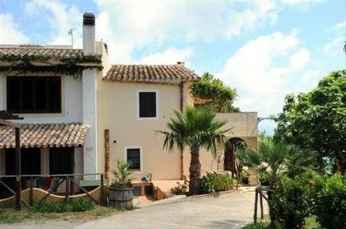 Villa Eleanto