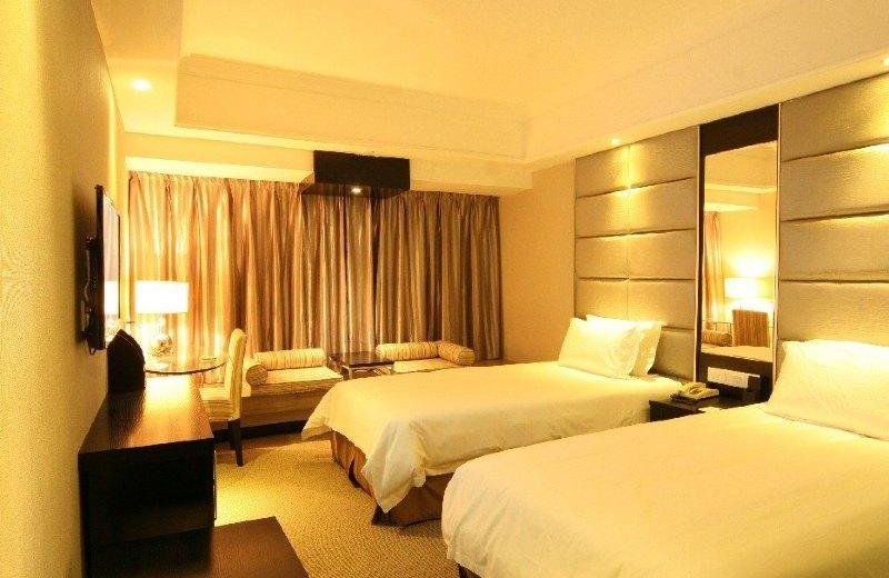 Pinghu Hotel