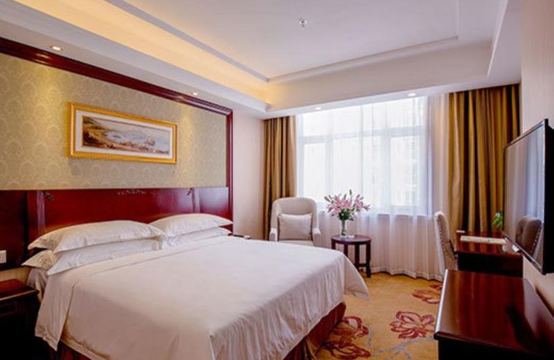 Vienna Hotel Dongguan Tangxia Guanlan Lake Golf Club