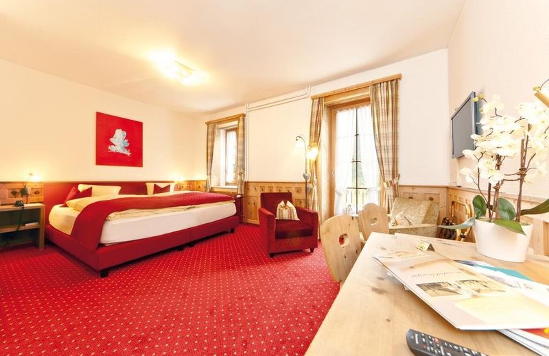 Hotel Baer & Post Zernez