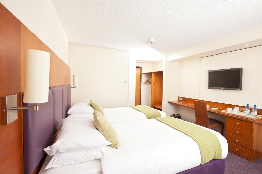 Hello Hotel