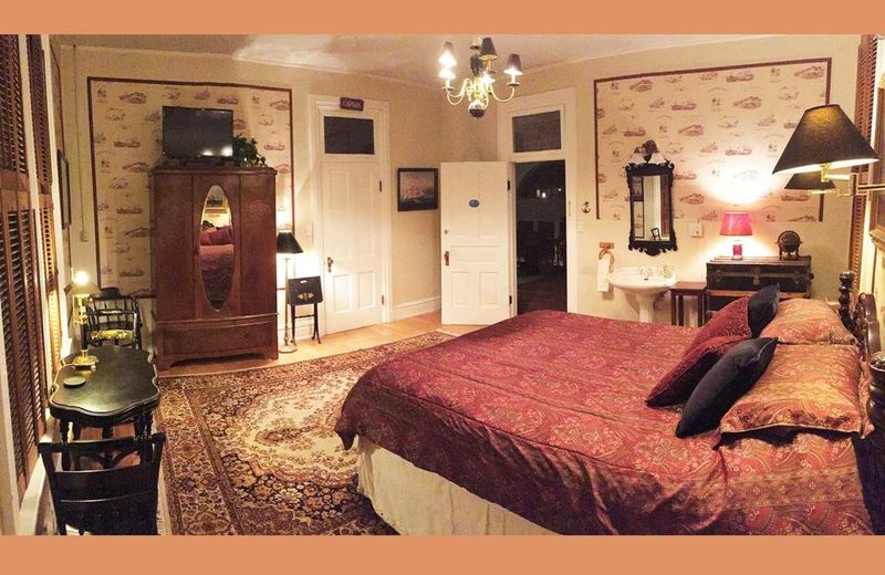 Ellerbeck Mansion Bed & Breakfast