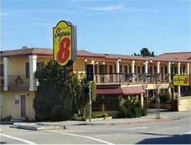 Super 8 by Wyndham Santa Cruz/Beach Boardwalk East