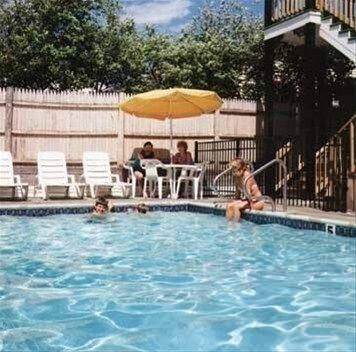 Outdoor Pictures 18