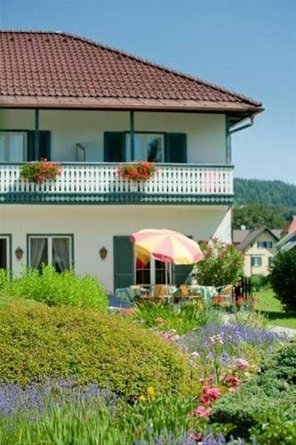 Outdoor Pictures 24
