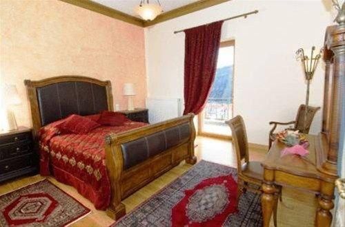 Margit Suites Hotel