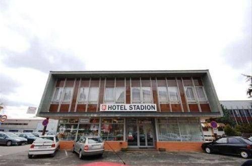 HOTEL STADION