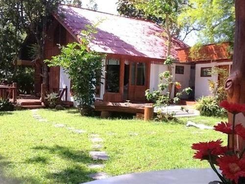 BAAN SUAN KAI MOOK