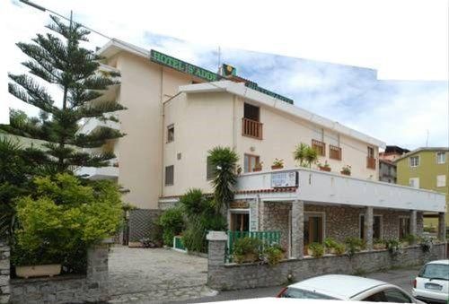 Hotel S'Adde