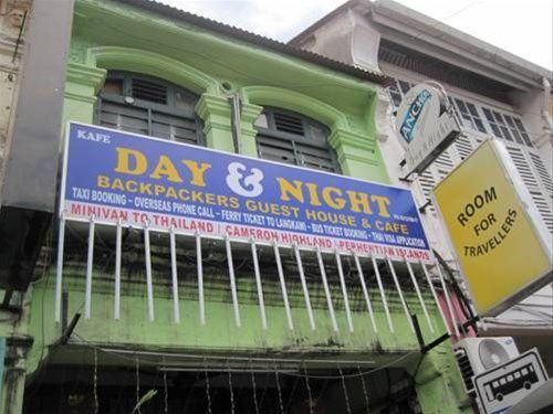 DAY & NIGHT GUESTHOUSE