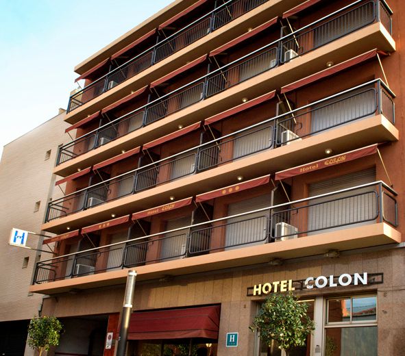 New Hotel Colon
