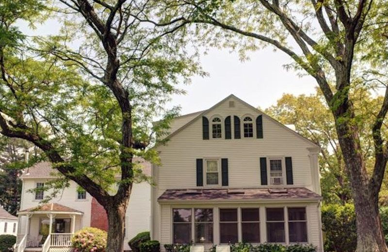 HISTORIC JACOB HILL INN