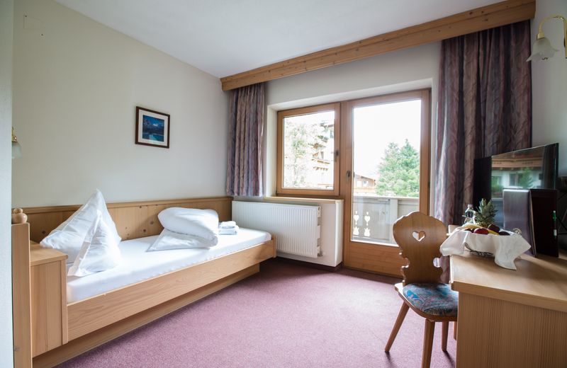 Ski- und Wanderhotel Hohlenstein
