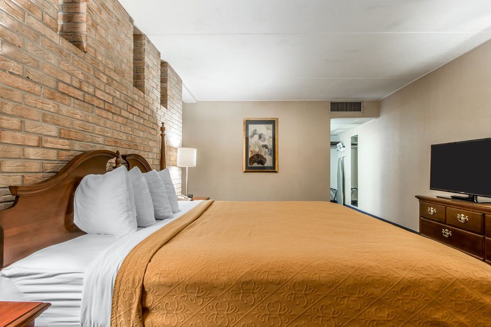 Quality Inn and Conference Center Somerset