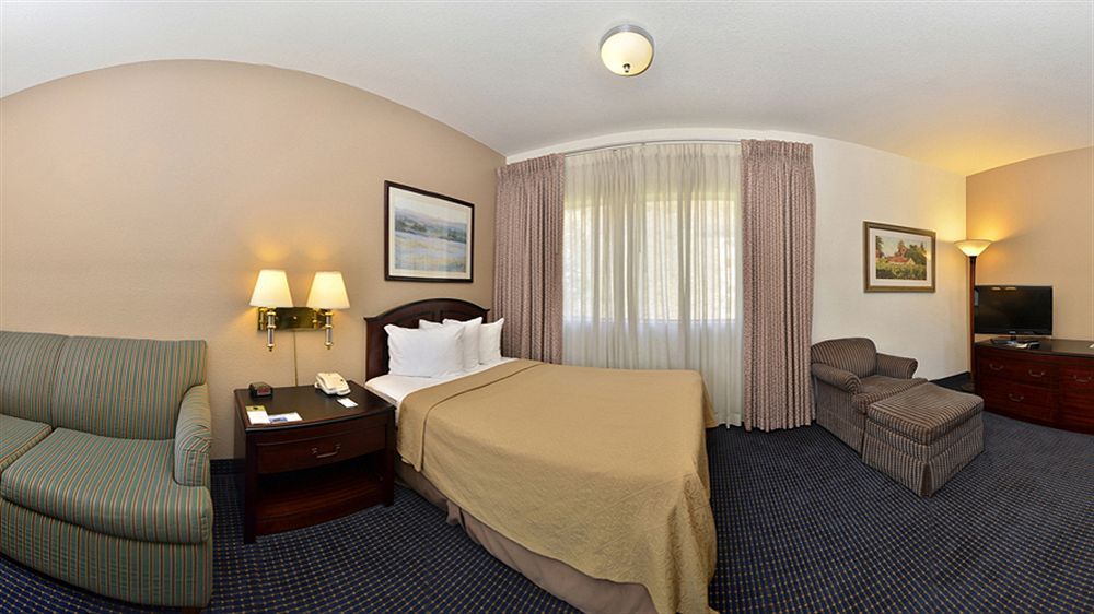 Beachfront Inn and Suites at Dana Point